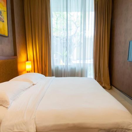 100 Sunset Boutique Hotel Kuta  Exterior photo