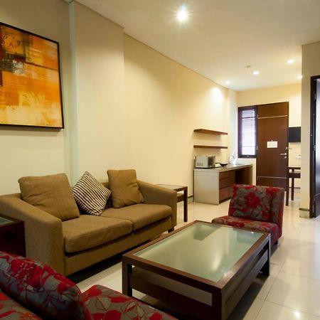 100 Sunset Boutique Hotel Kuta  Exterior photo