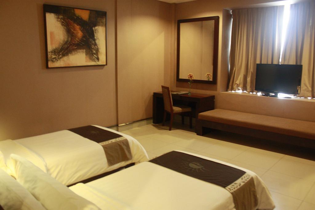 100 Sunset Boutique Hotel Kuta  Exterior photo