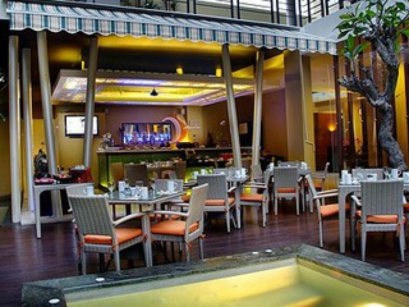 100 Sunset Boutique Hotel Kuta  Exterior photo