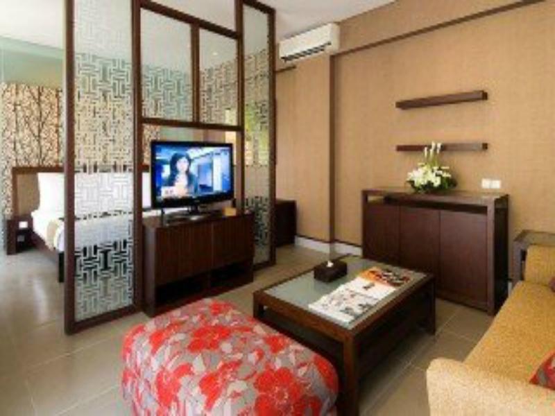 100 Sunset Boutique Hotel Kuta  Exterior photo