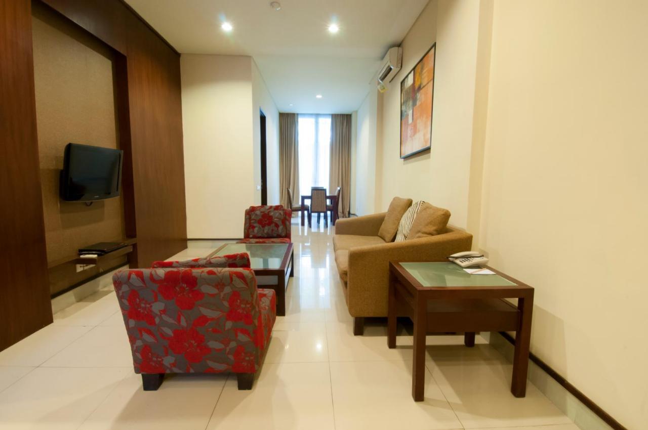 100 Sunset Boutique Hotel Kuta  Exterior photo