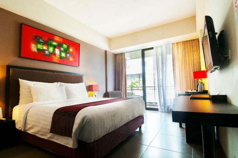 100 Sunset Boutique Hotel Kuta  Exterior photo