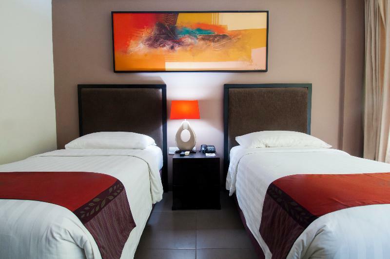 100 Sunset Boutique Hotel Kuta  Exterior photo